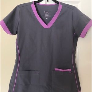 NrG scrub top